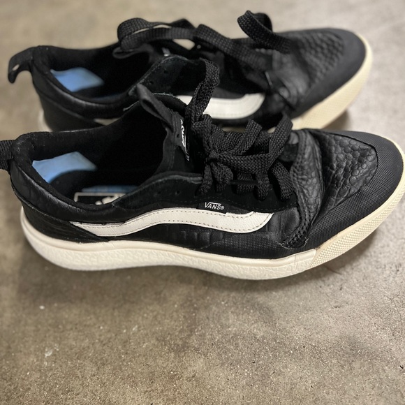 Vans sneakers - Picture 2 of 4